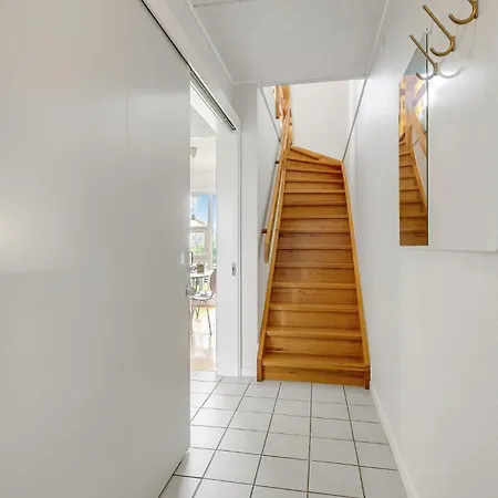 度假居 2 Bedroom Stunning In *