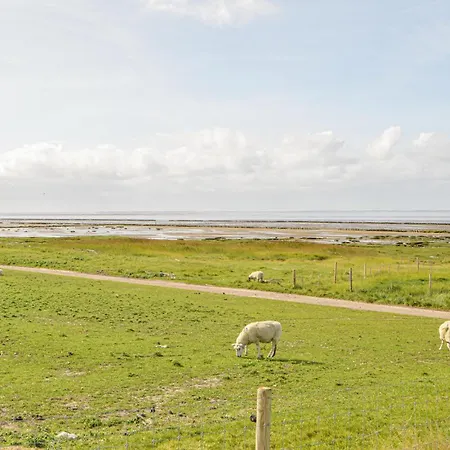 2 Bedroom Stunning In Hébergement de vacances *