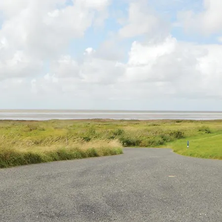 2 Bedroom Stunning In * Højer